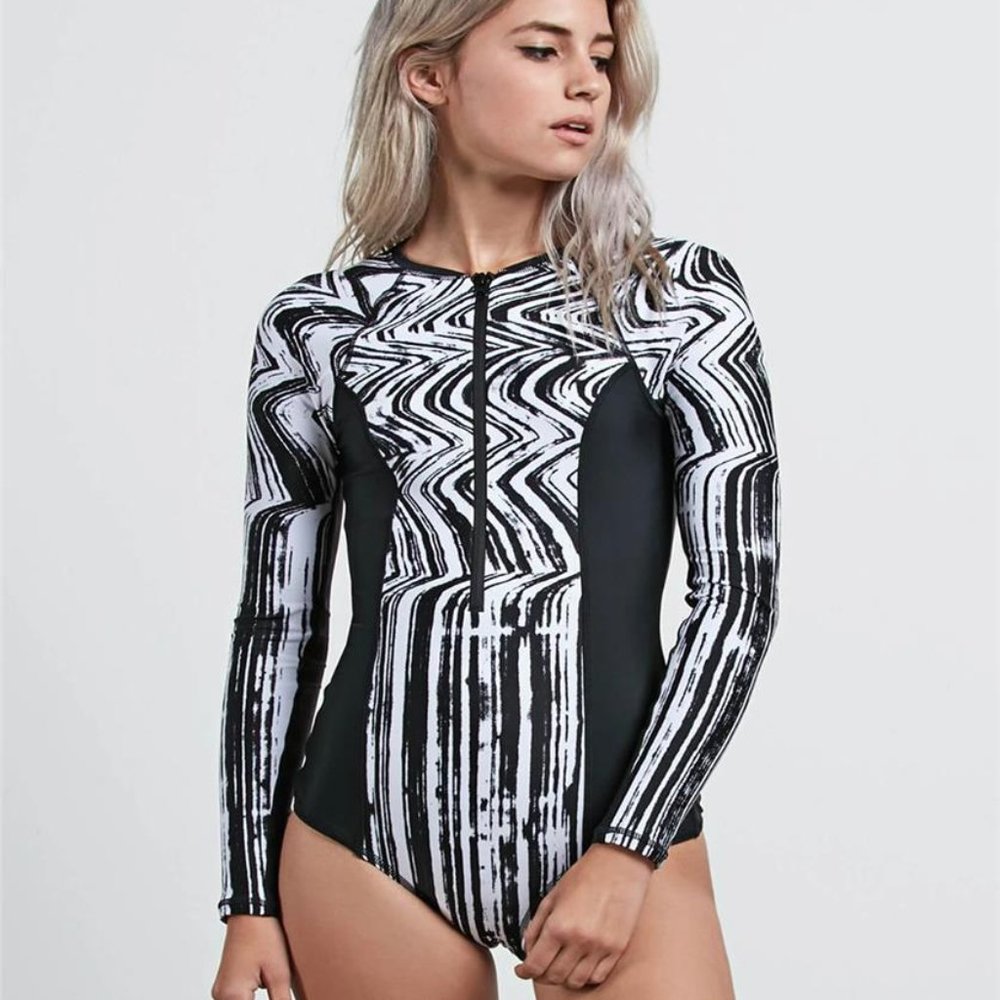 Volcom Women's Stay Tuned Swim Bodysuit, BLACK, XS